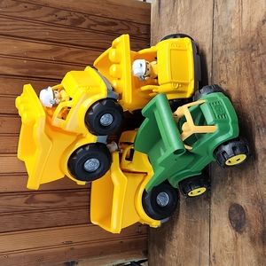Toy Dump Trucks Lot of 4